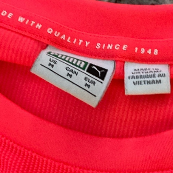 Puma Women’s Long Sleeve Neon Crop Top - Picture 4 of 12